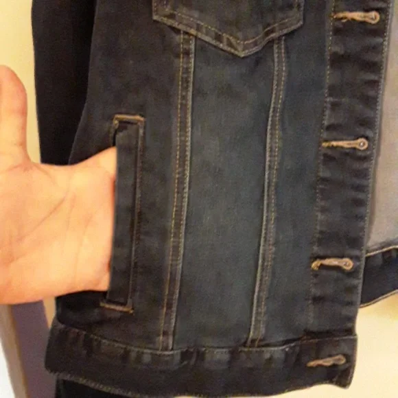 NWOT denim jacket - Picture 3 of 10